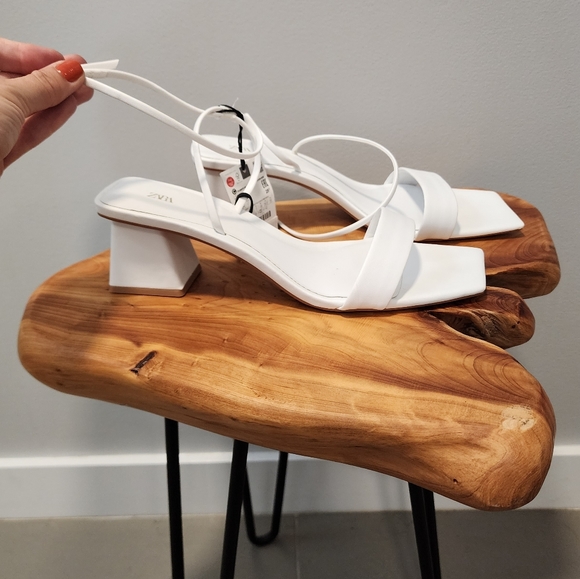 NWT ZARA White Heels with Ankle Strap - Picture 4 of 4